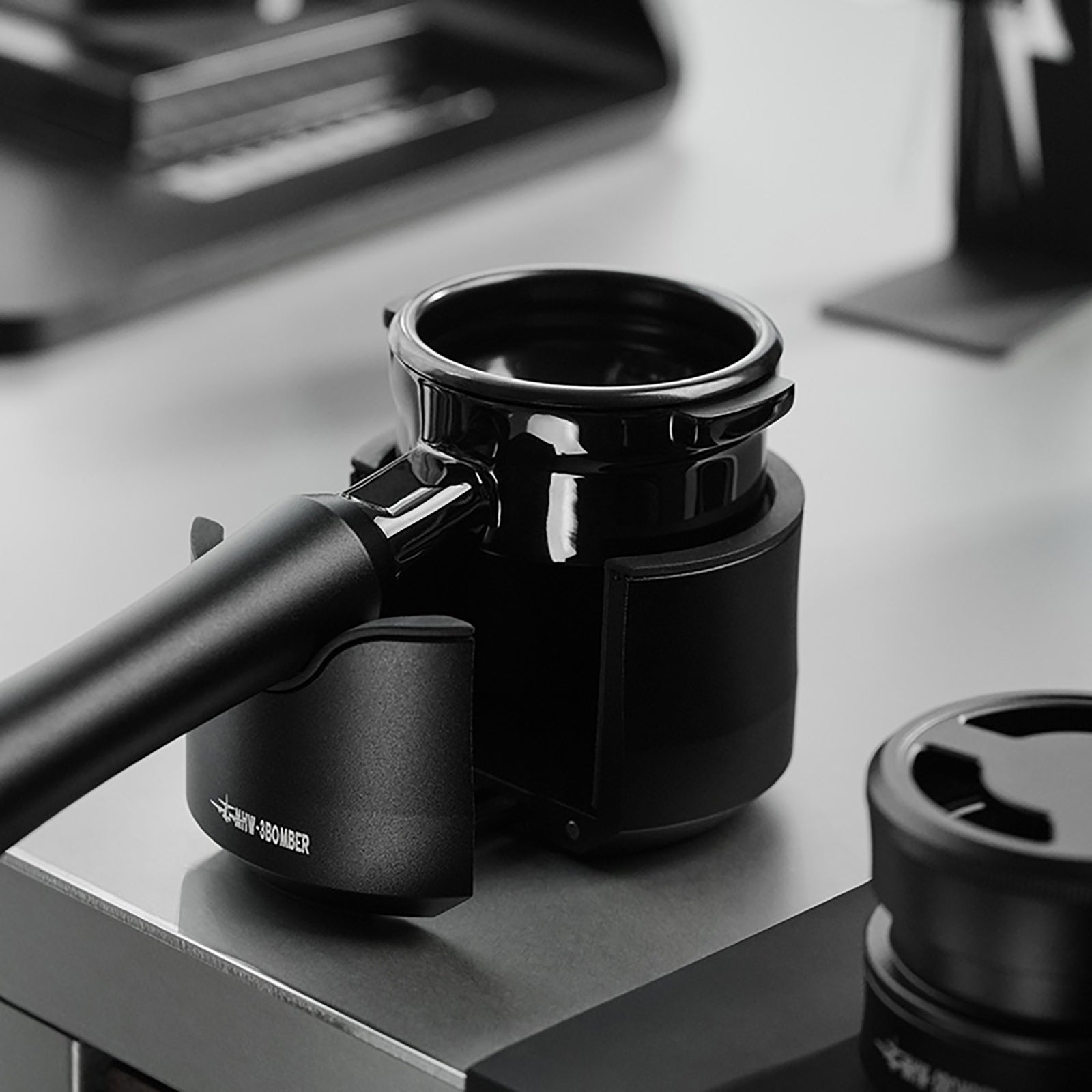 3 Bomber – Astra Collection Portafilter Holder 51-58mm Universal – espresso tool for precision brewing – أدوات باريستا اسبريسو – available in Kuwait