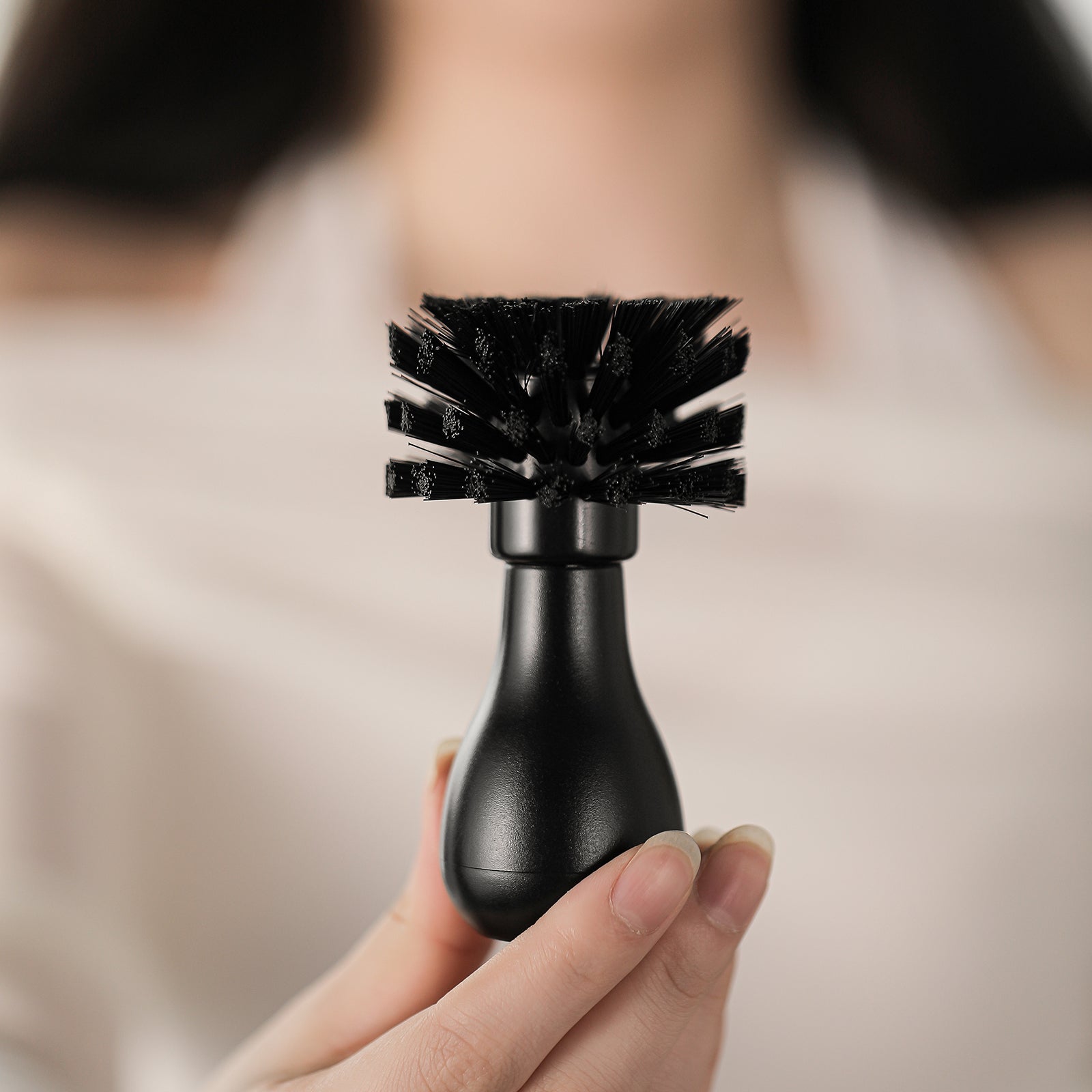 3 Bomber – Portafilter Cleaning Brush – espresso tool for precision brewing – أدوات باريستا اسبريسو – available in Kuwait