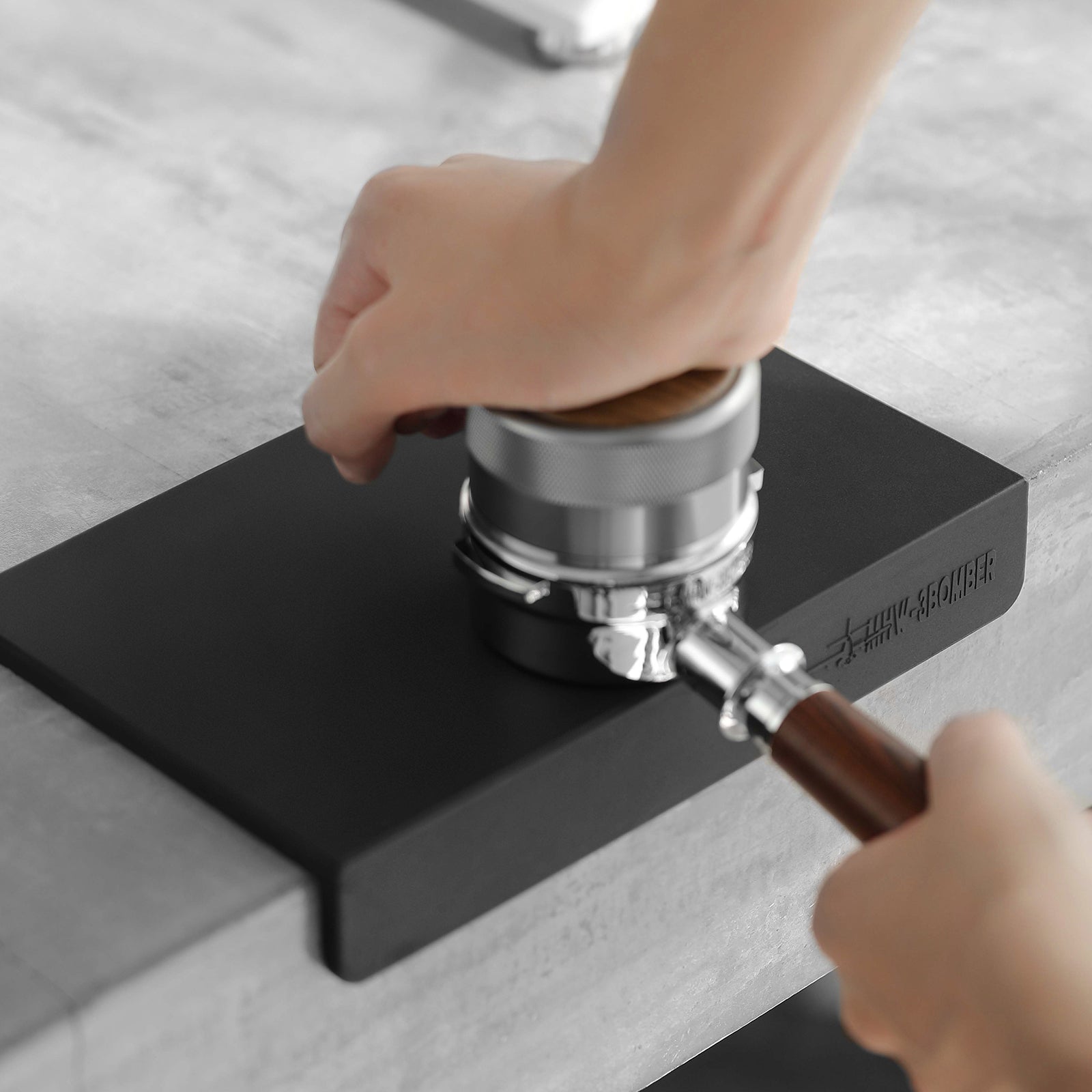 3 Bomber – Silicone Barista Mat – espresso tool for precision brewing – أدوات باريستا اسبريسو – available in Kuwait