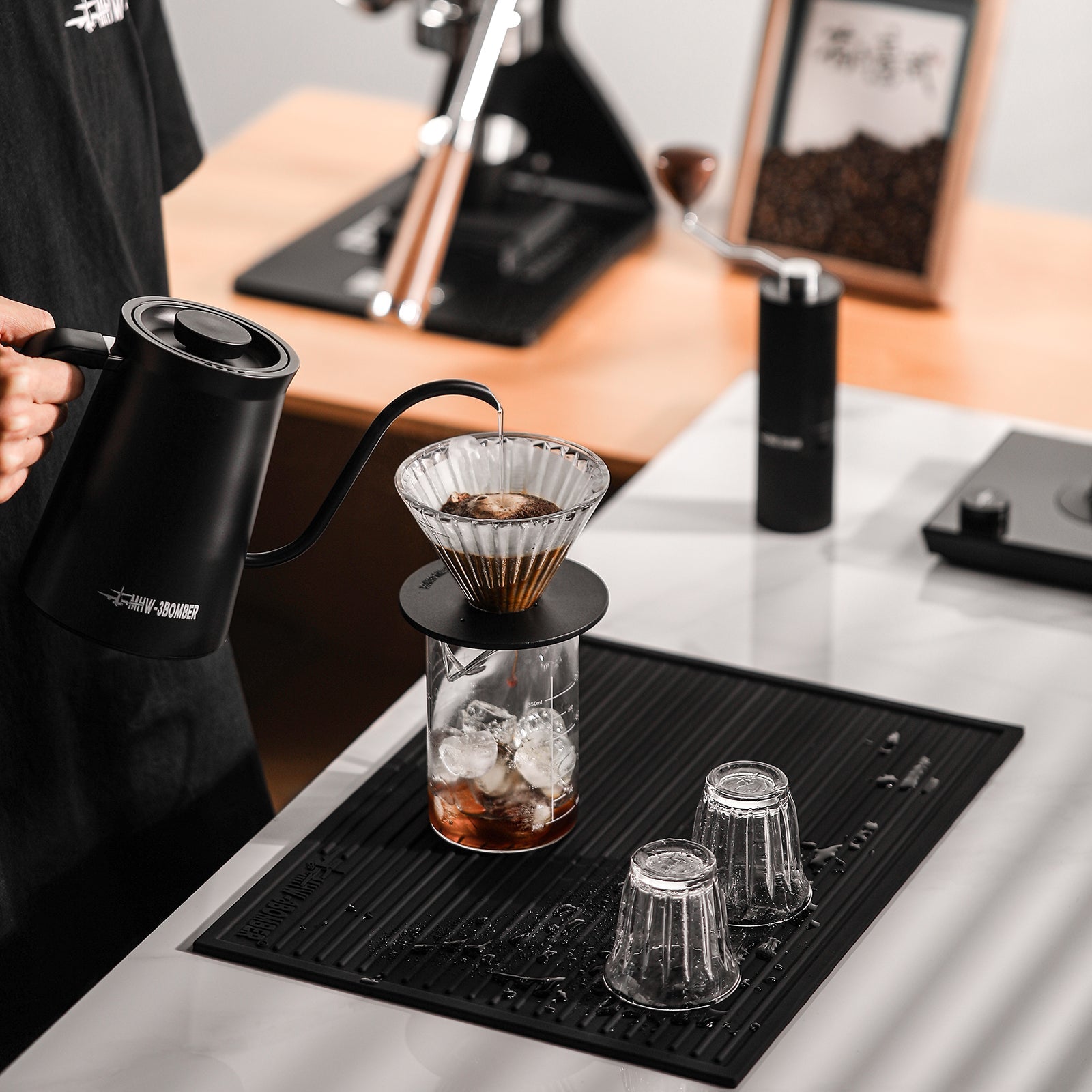 3 Bomber – Silicone Draining Mat-kuwait-barista-tools-armista-الكويت-ارميستا-باريستا