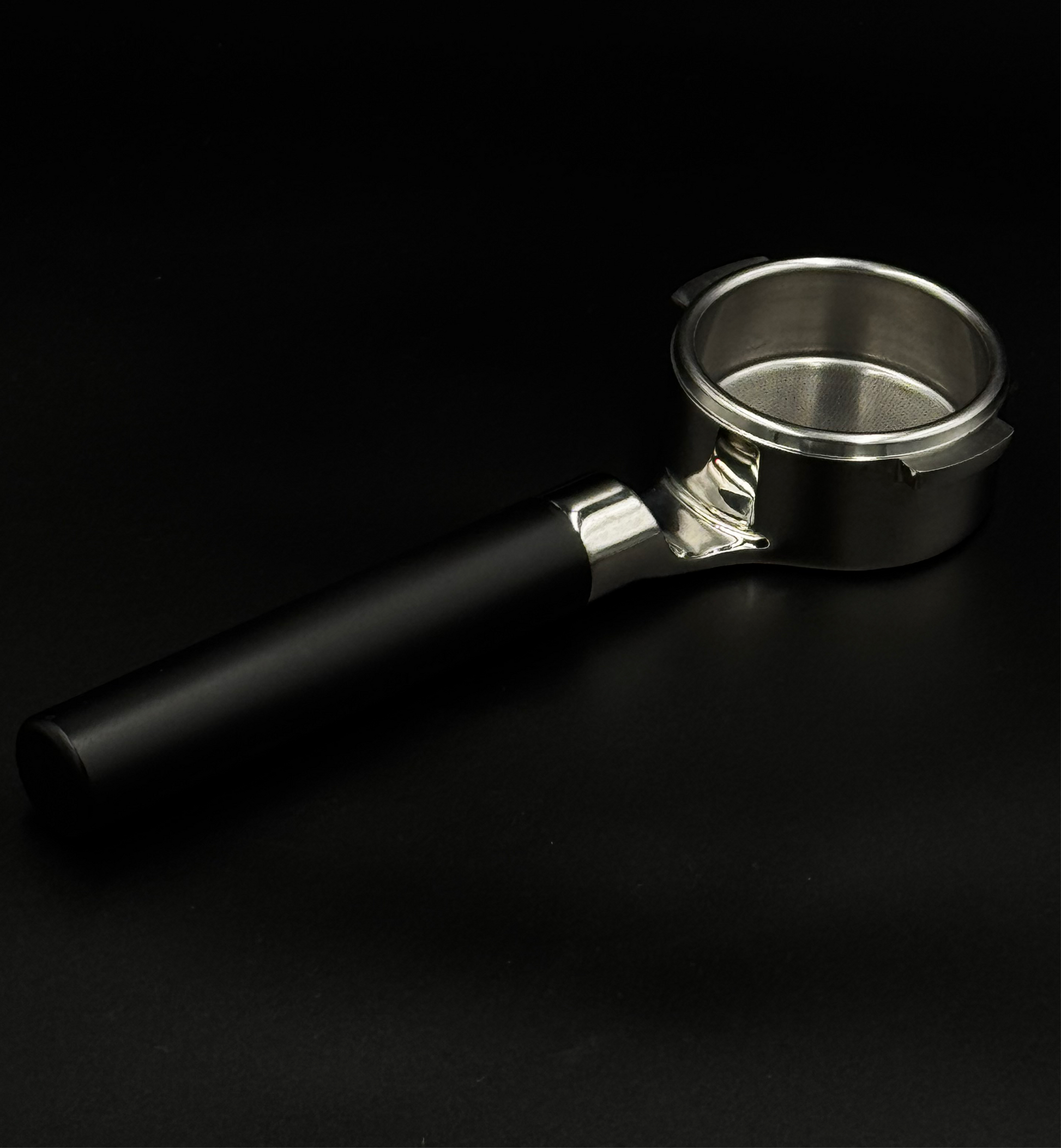 Mischief Bottomless Portafilter 58mm-ادوات-باريستا-الكويت-ارميستا-kuwait-armista