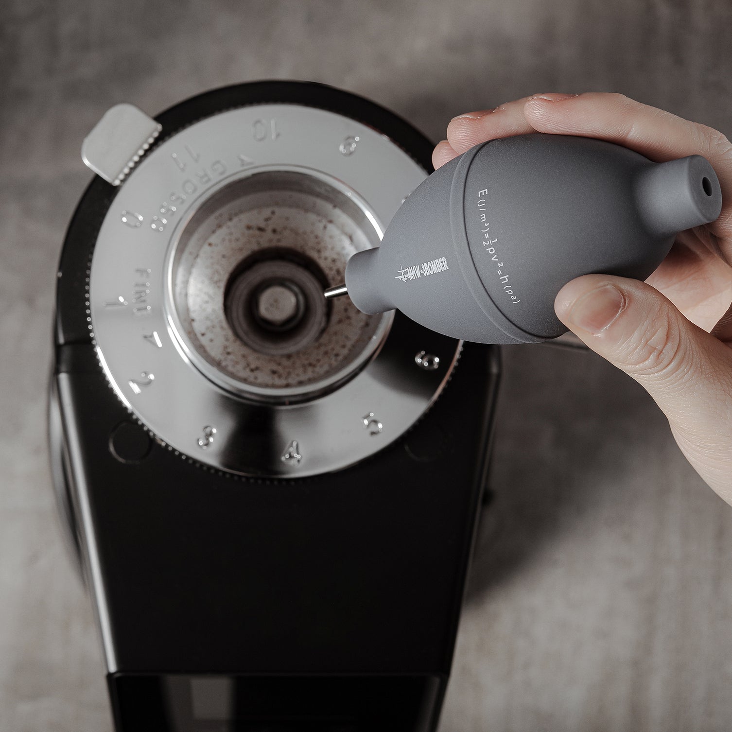 3 Bomber – Coffee Air Blower