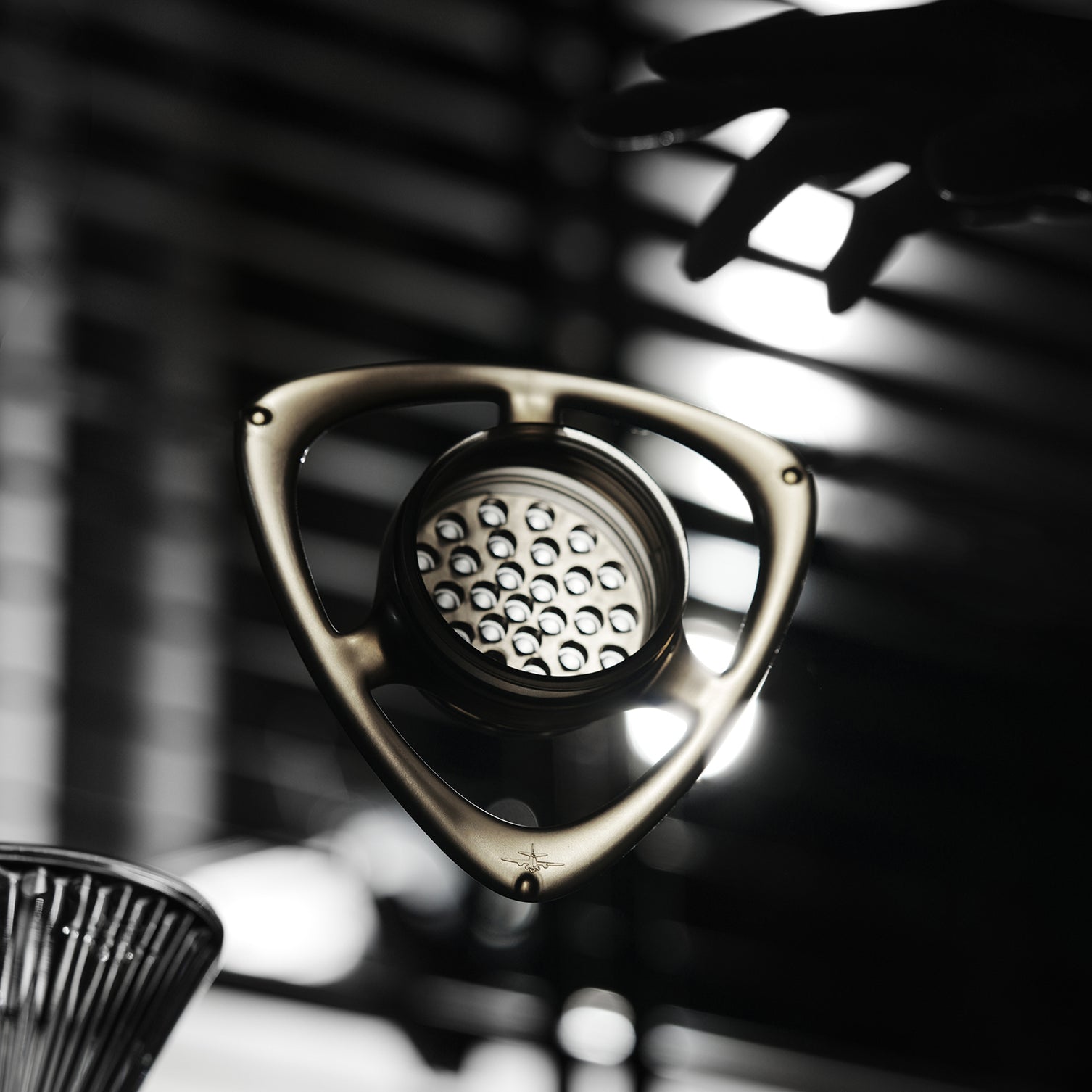 ثري بومبر – موزع القهوة المقطرة راين